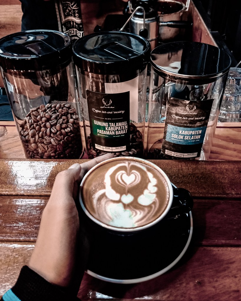 bandrol-milkshake-and-coffee-padang