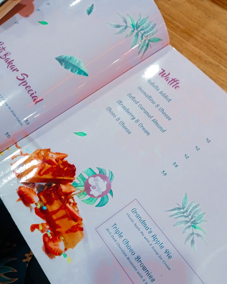 mandys-cafe-dan-woodstork-coffee-padang