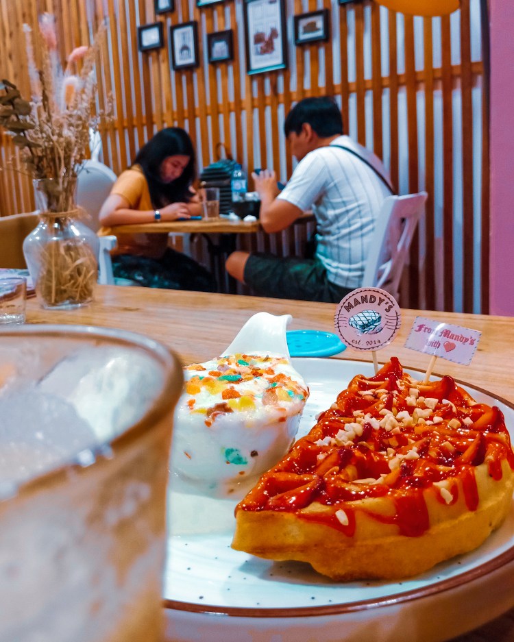 mandys-cafe-dan-woodstork-coffee-padang