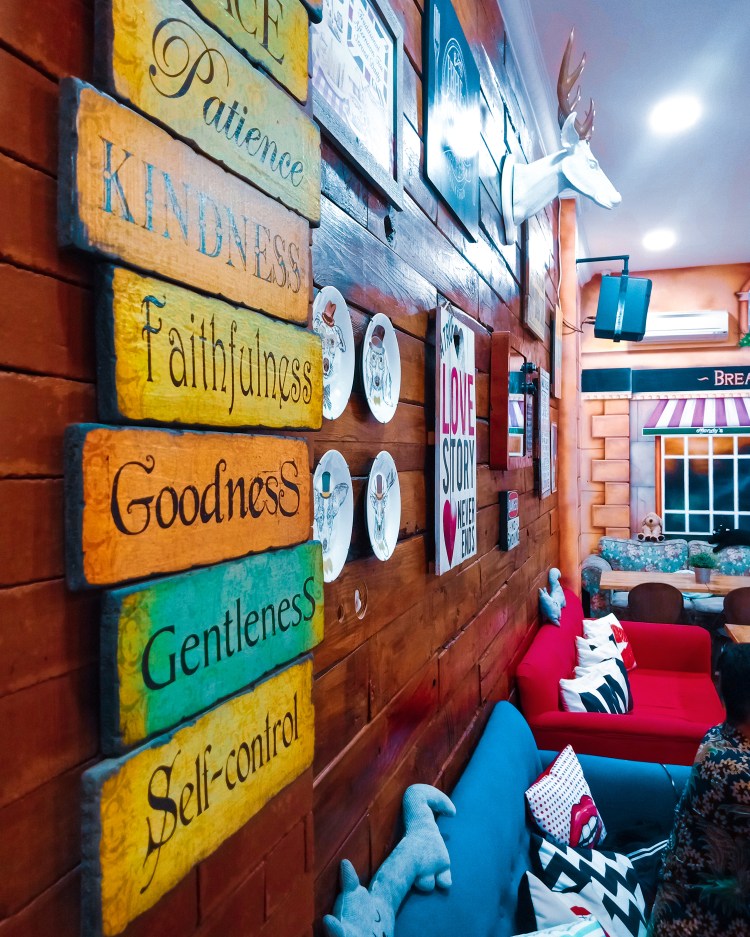 mandys-cafe-dan-woodstork-coffee-padang