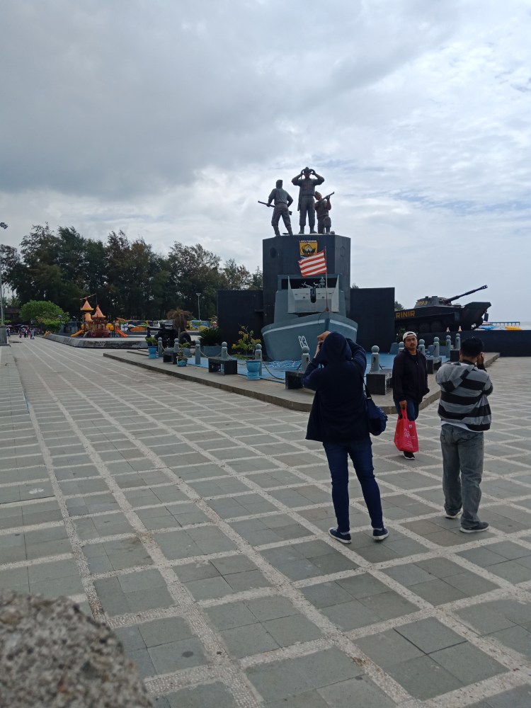 one-day-trip-pariaman-hari-nusantara-2019-di-pantai-gandoriah