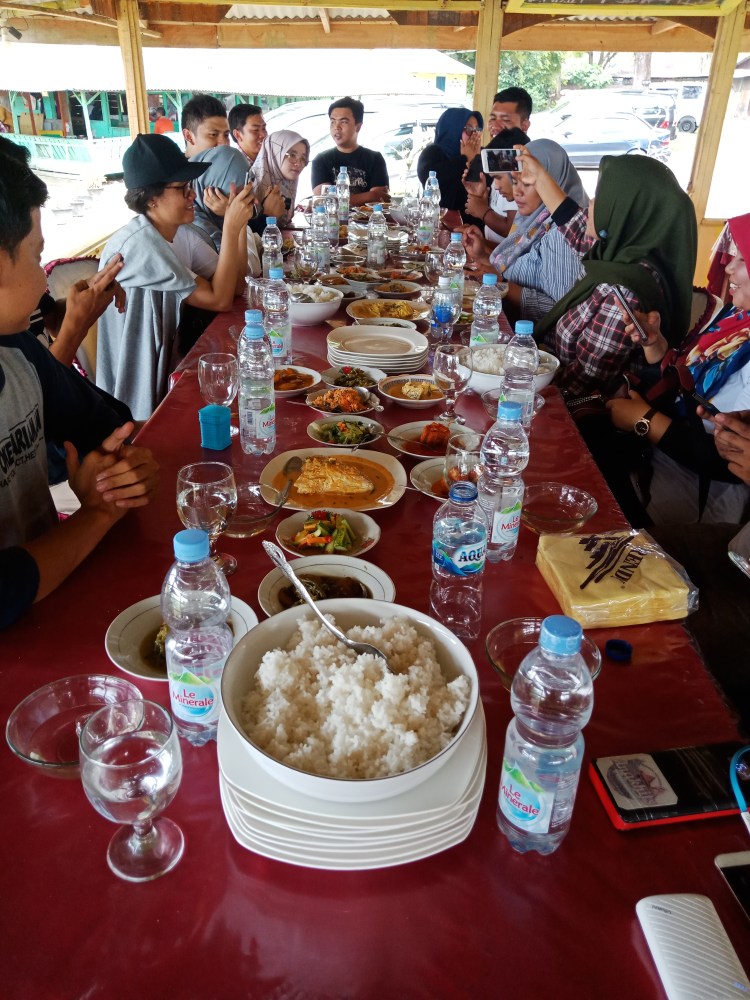 one-day-trip-pariaman-hari-nusantara-2019-di-pantai-gandoriah